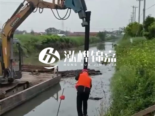 水挖打木樁專業(yè)團(tuán)隊(duì)泓樺錦嘉-最大可以打幾米的木樁？
